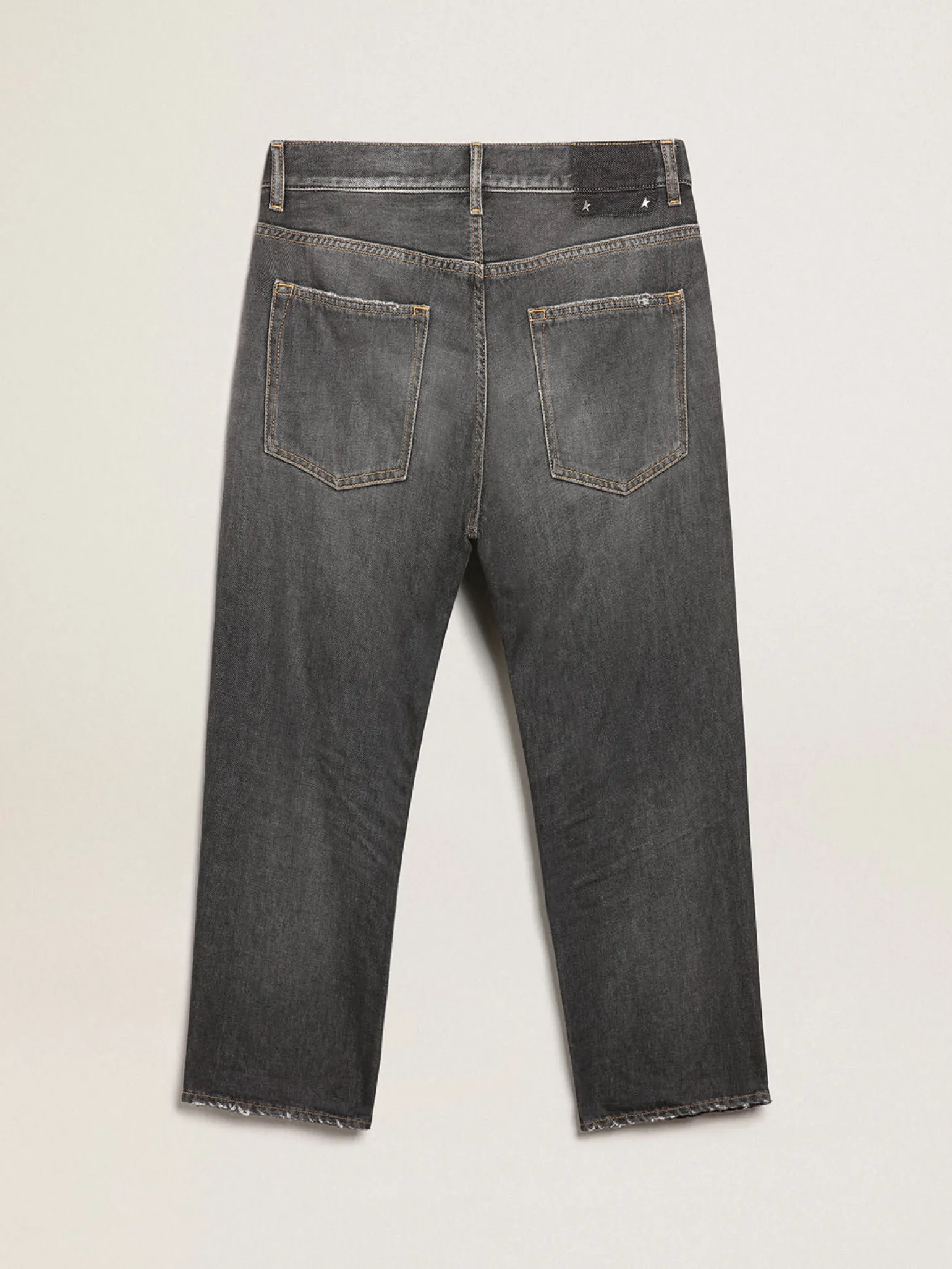 New mid-wash slim-fit jeans Jeans e calças