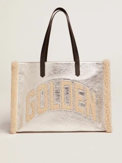 Shop Bolsa California feminina East-West de couro prateado e inserções de lã MULHER Bolsas de ombro|Bolsas de mão