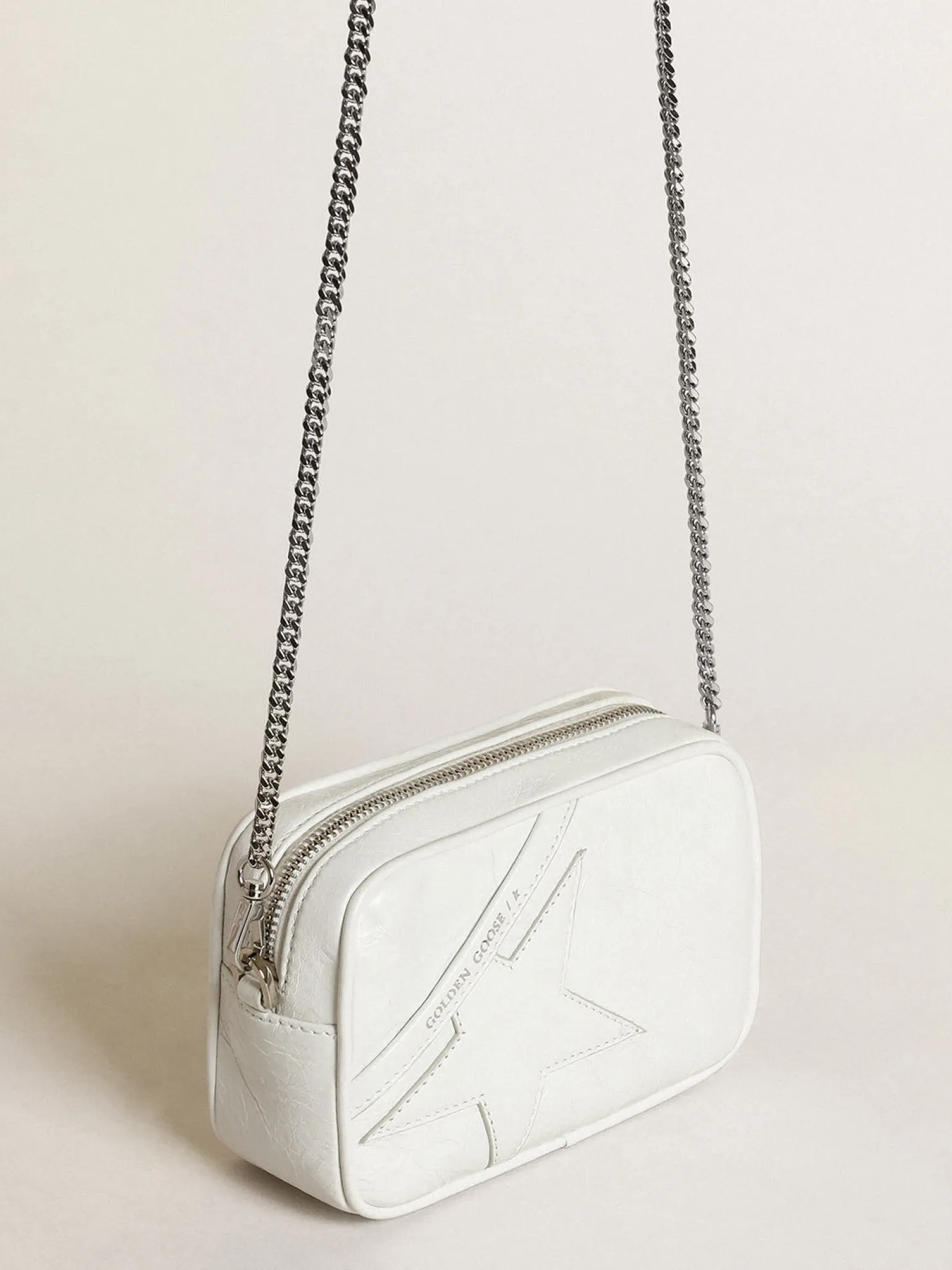 New Bolsa Mini Star feminina de couro brilhante branco com estrela tom sobre tom MULHER Minibolsas|Bolsas tiracolo