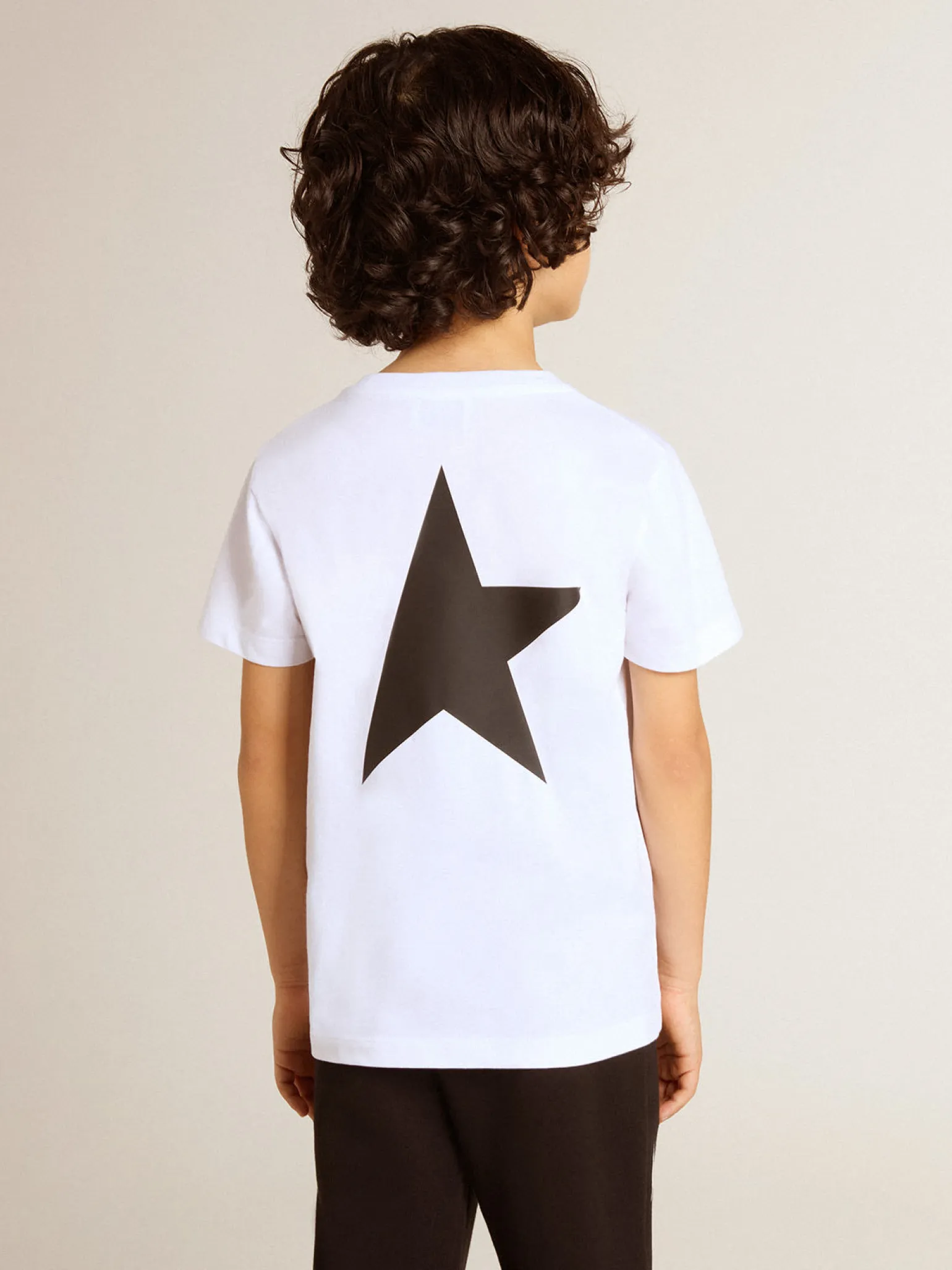 Clearance Camiseta branca com logo e estrela pretos em contraste Roupas de cima (4-12 years)|Roupas de cima (4-12 years)