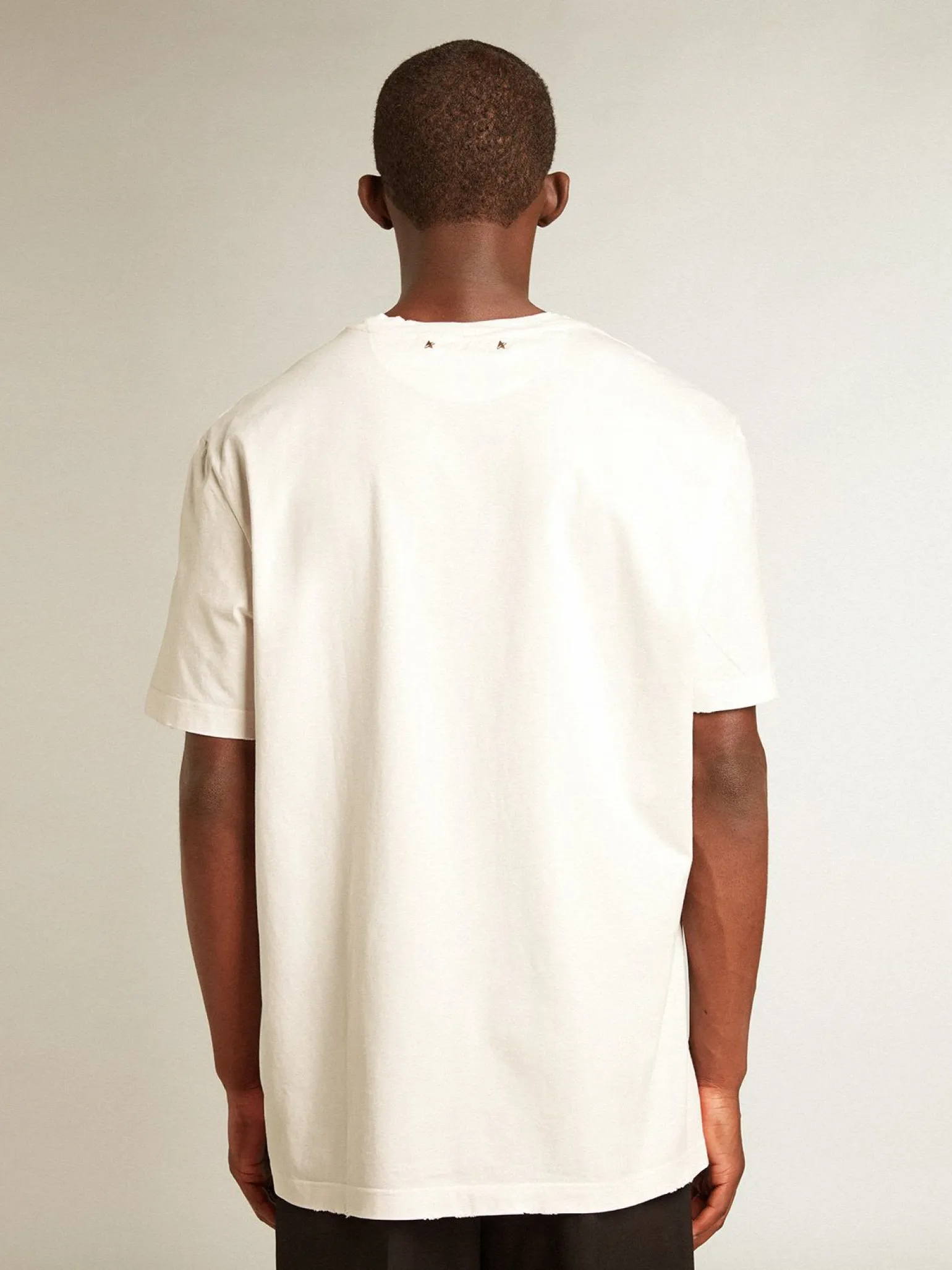 Hot Camiseta masculina branca com tratamento desgastado Camisetas