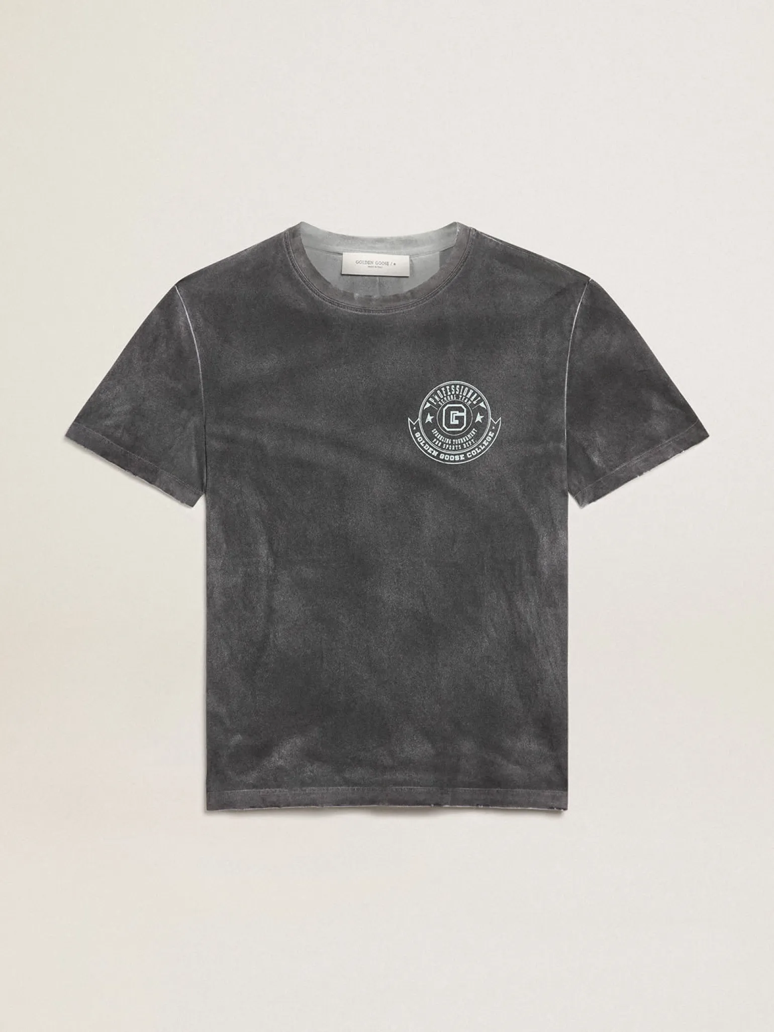 Discount Camiseta masculina cinza com efeito envelhecido com estampa na frente Camisetas