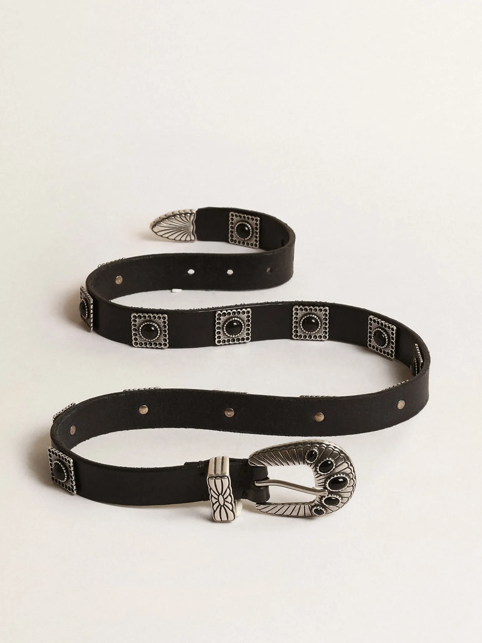 Sale Cinto Shell de couro preto com tachas prateadas MULHER Cintos