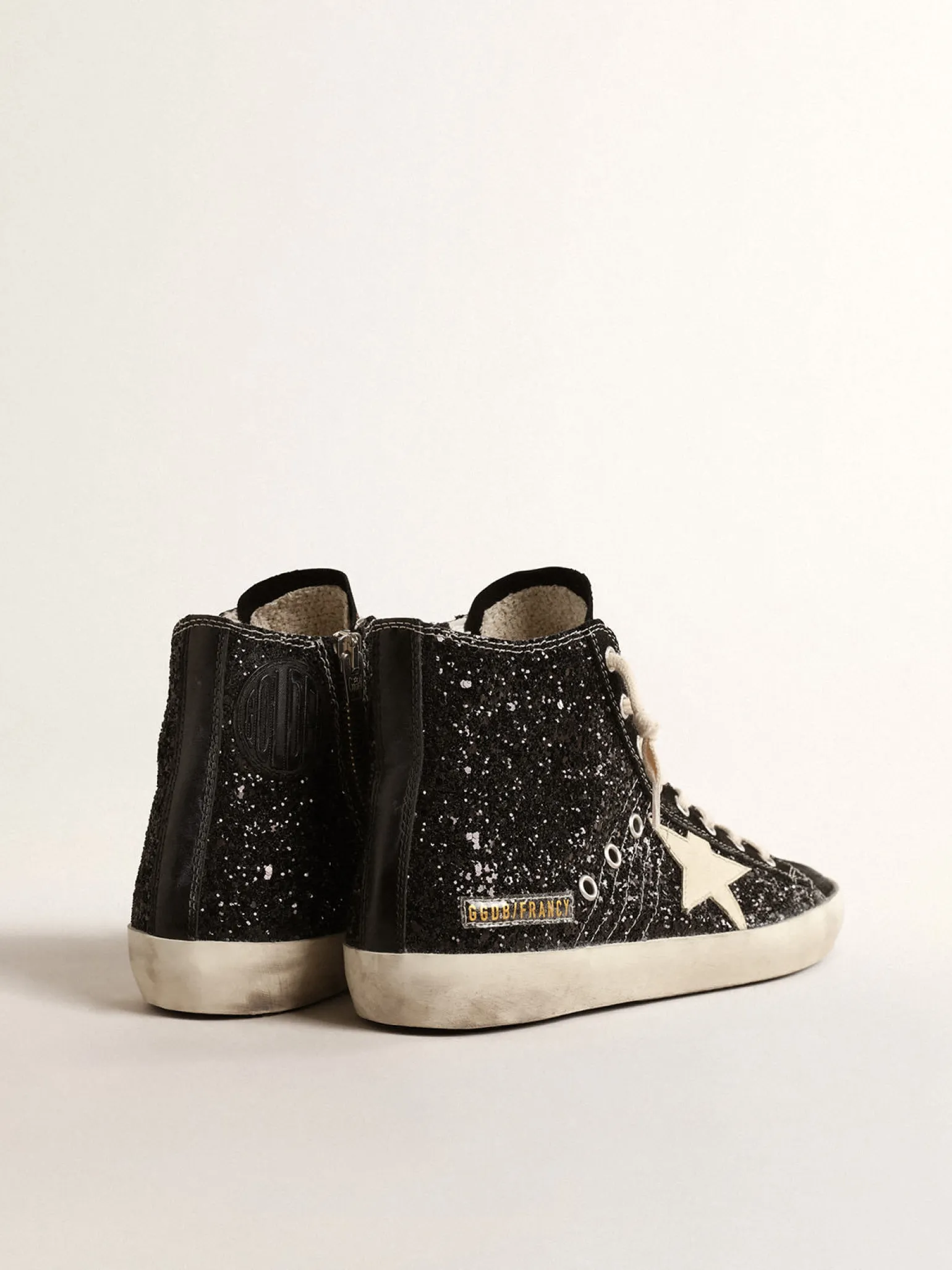 Shop Francy Penstar LTD de glitter com estrela marfim e talão preto MULHER Francy
