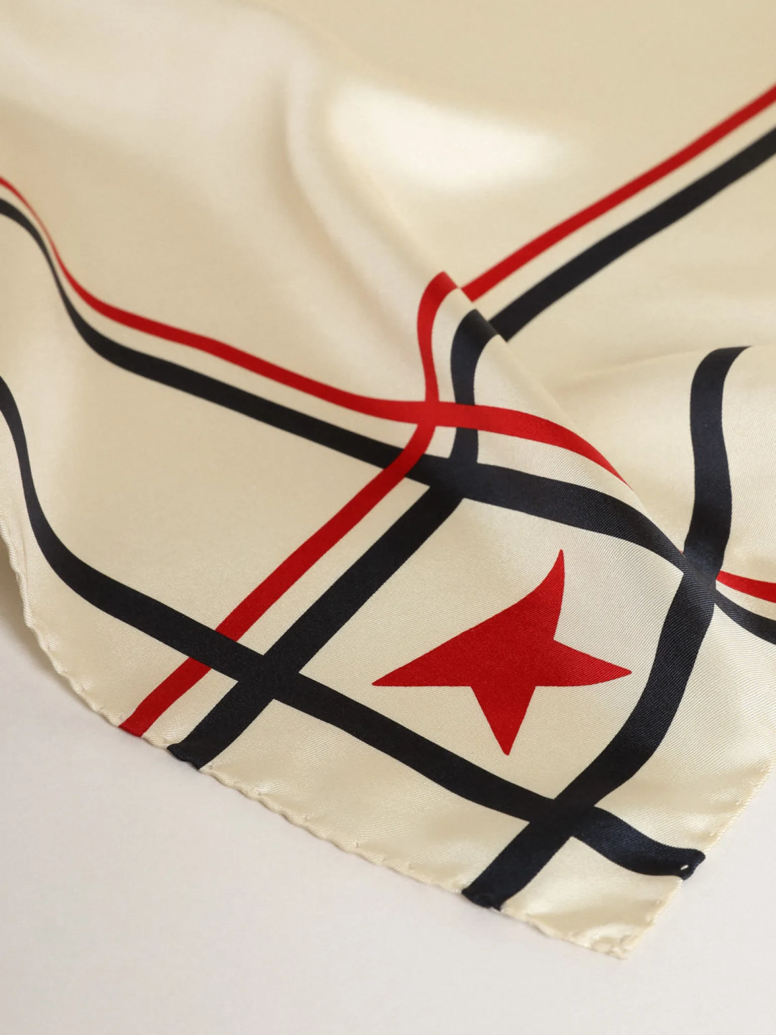 Best Sale Lenço branco com listras e estrelas coloridas contrastantes MULHER Sedas e Echarpes|Beachwear