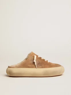 Store Mule Space-Star de suede na cor tabaco e forro de shearling MULHER Space-Star