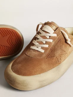 Sale Mule Space-Star Masculina de suede tabaco com estrela perfurada Space-Star