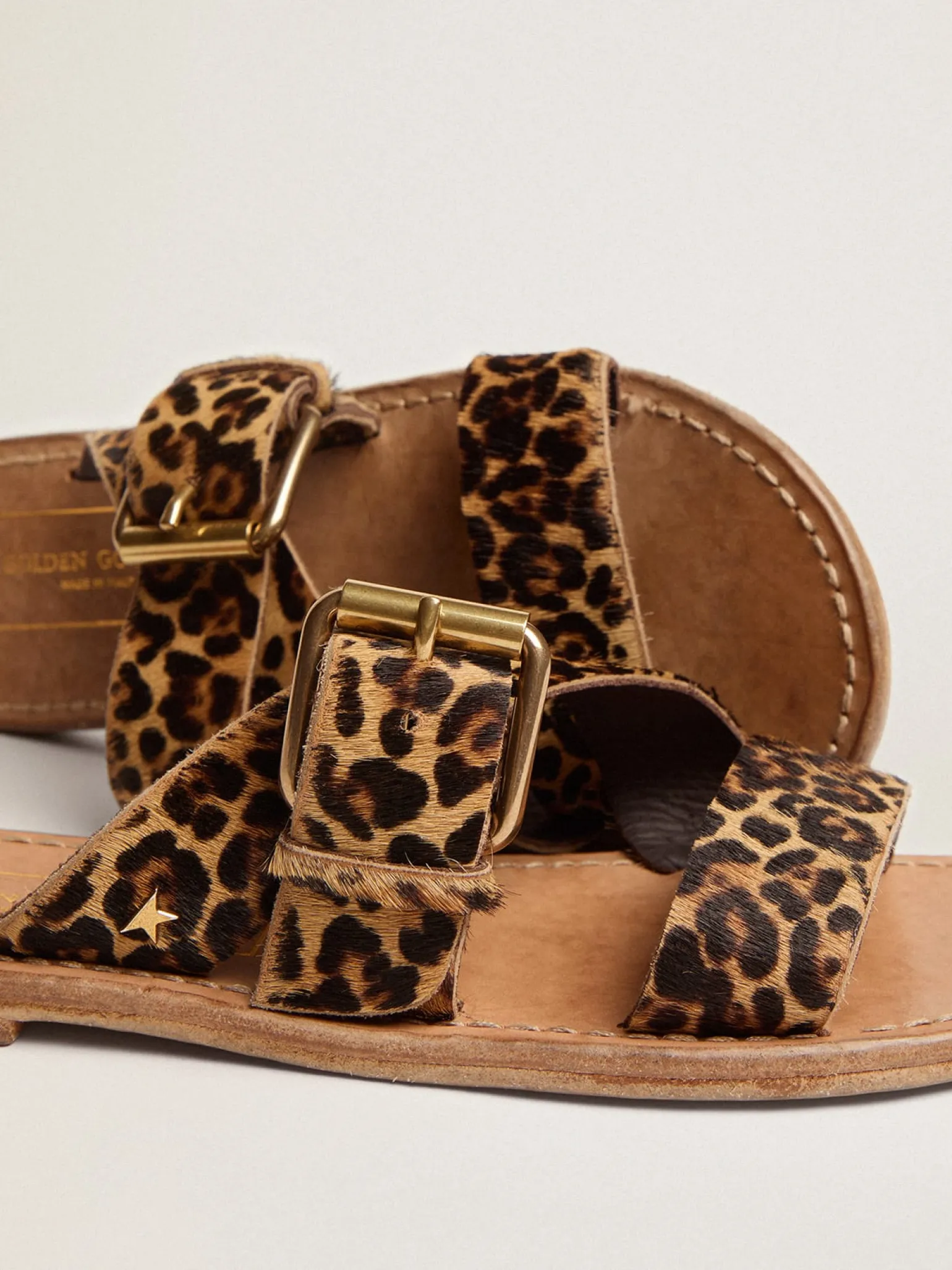 Hot Sandália rasteira Feminina de couro cavalinho com estampa de leopardo MULHER Sapatos|Beachwear
