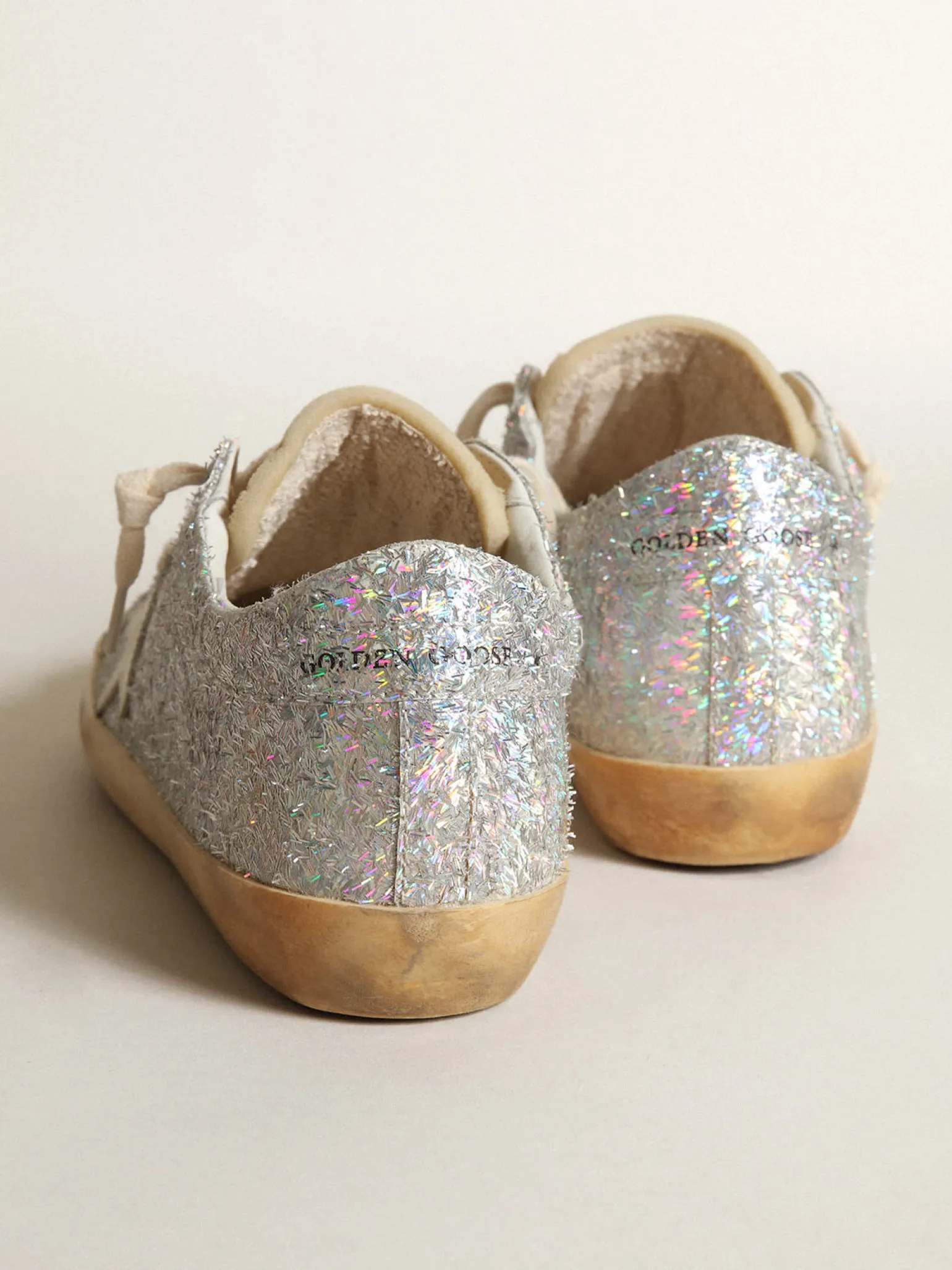 Cheap Super-Star com detalhes de lurex prateado e estrela de couro branco MULHER Super-Star