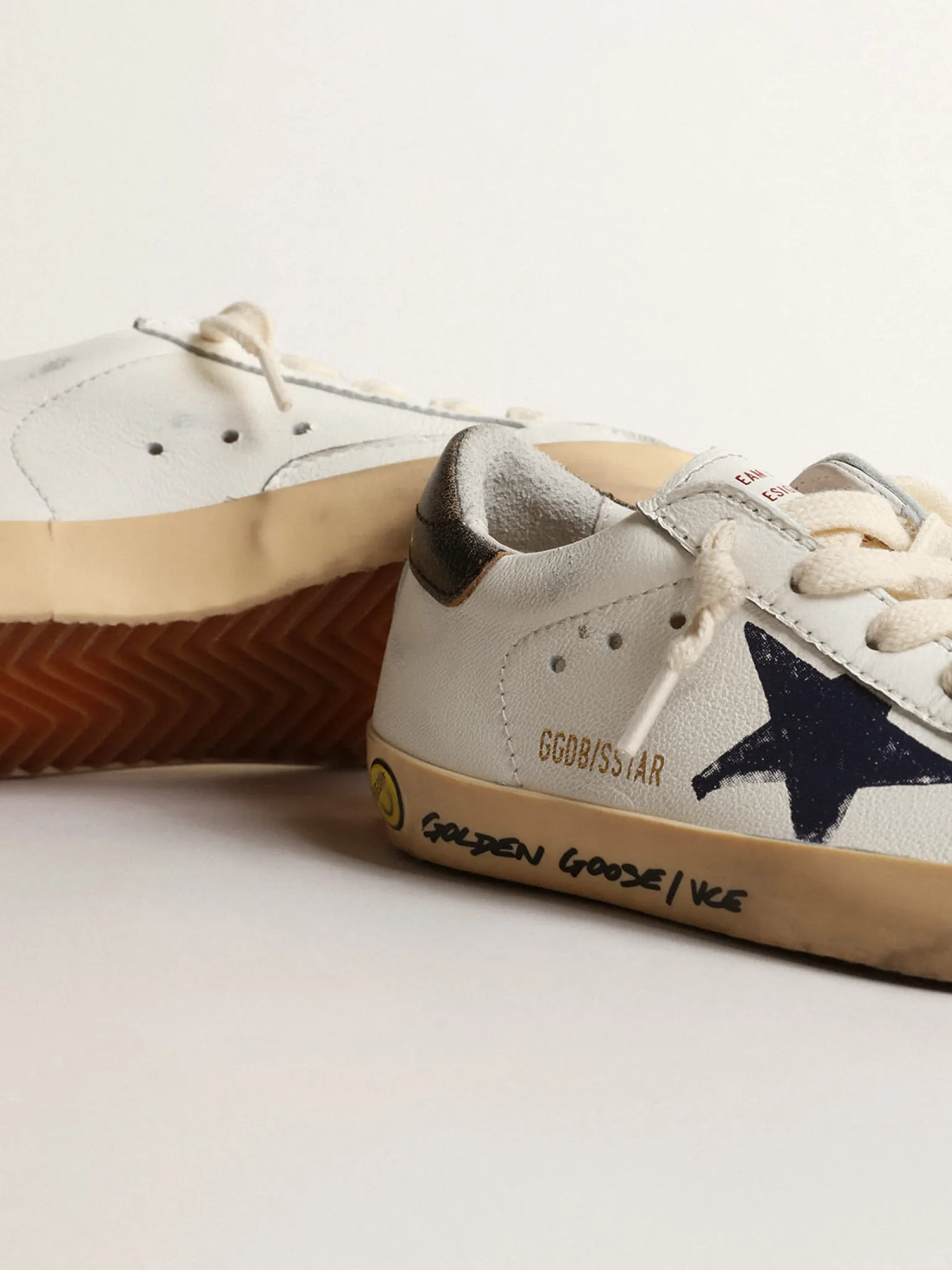 Outlet Super-Star Junior de napa com estrela estampada e talão preto Meninas pequenas (1-3 anos)|Meninos pequenos (1-3 anos)