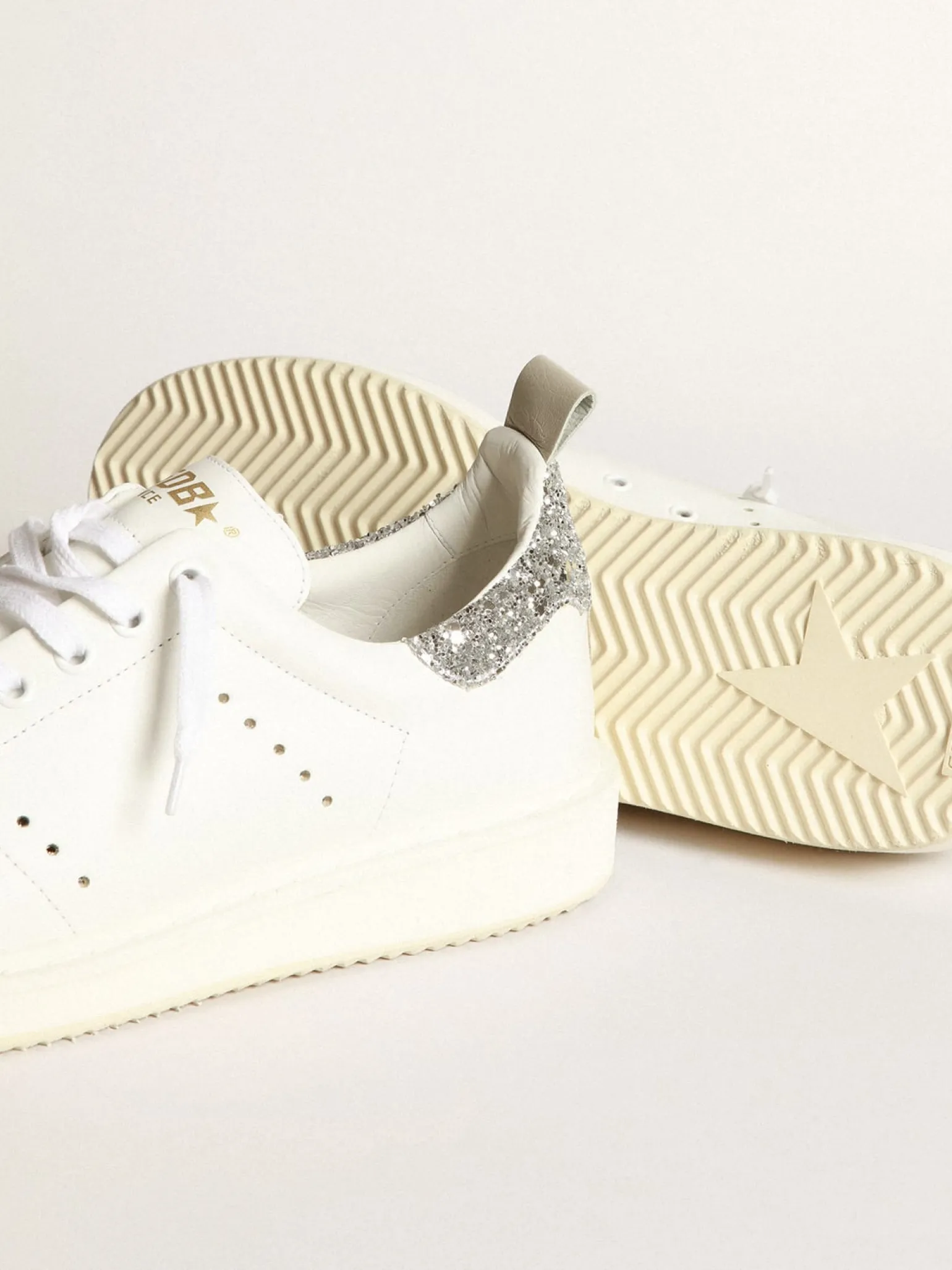 New Tênis Starter em couro branco com talão de glitter prateado MULHER Starter