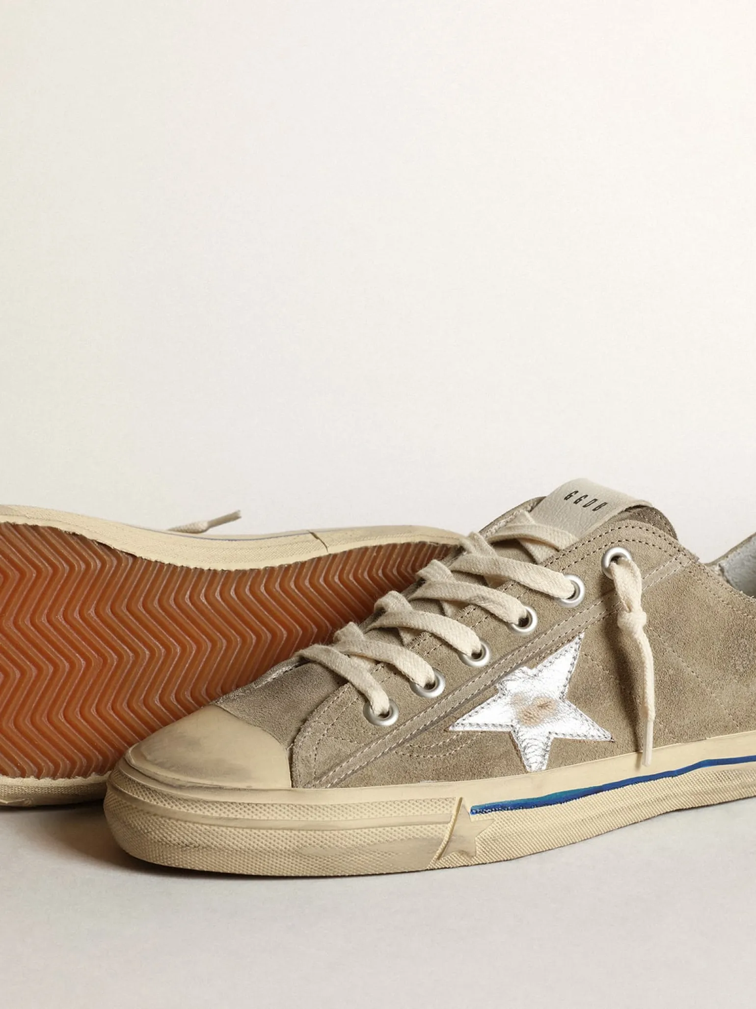 Outlet V-Star masculino com cabedal de suede e estrela prateada V-Star